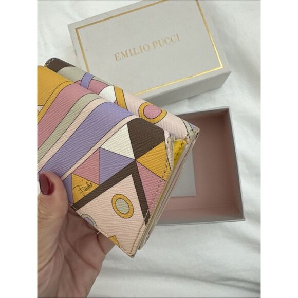 Emilio Pucci Tri Fold Pouch Wallet W/box - Picture 16 of 16